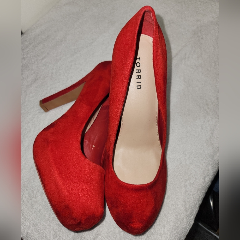 Red Platform Heels 10.5